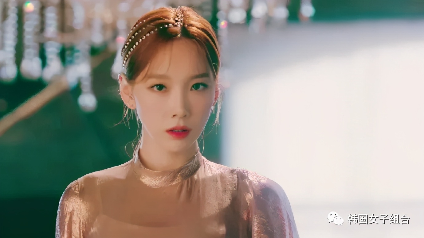 mv预告中公主一样美貌的女团爱豆发型妆容造型完全是公主体质