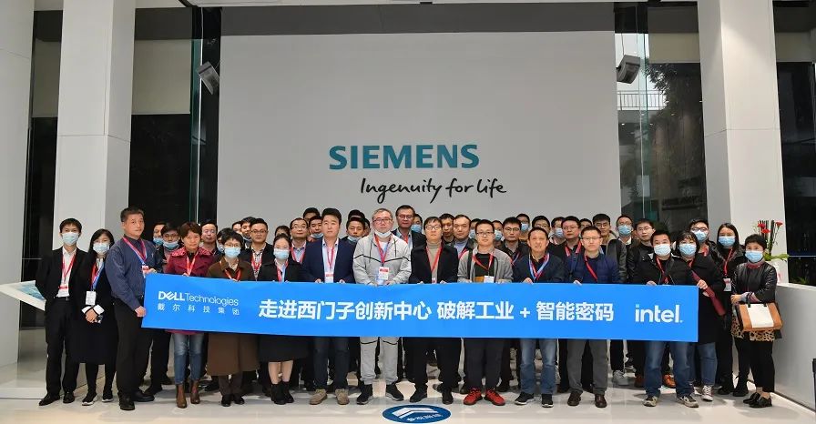 60ä½ä½ç®¡çäººèµ°è¿è¥¿é¨æé½åæ°ä¸­å¿ æ¢å¯»æºè½è½¬åè·¯æ 