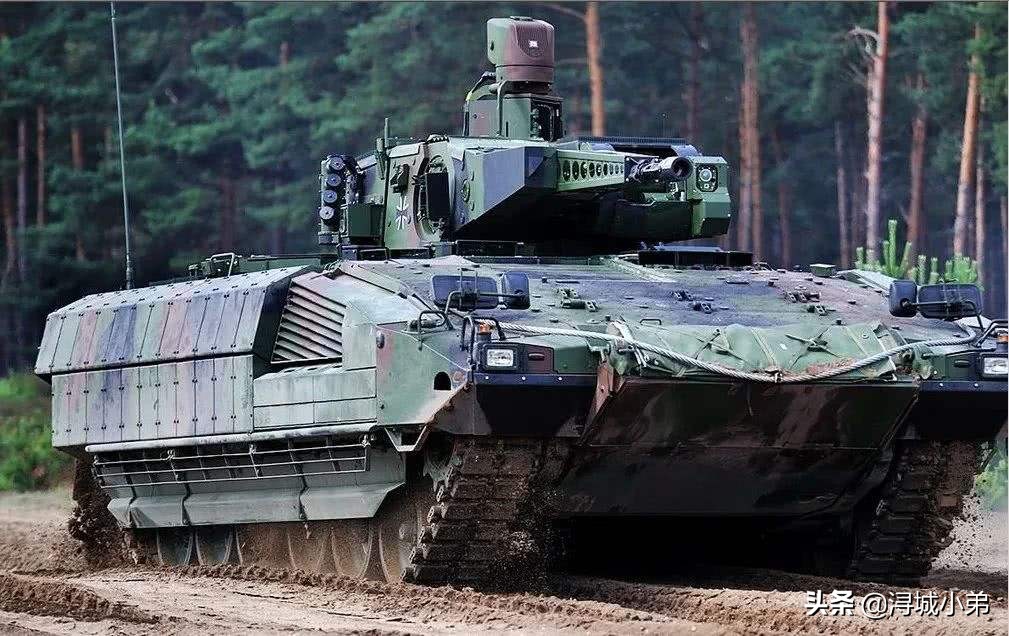 中俄美英德履带式步战车