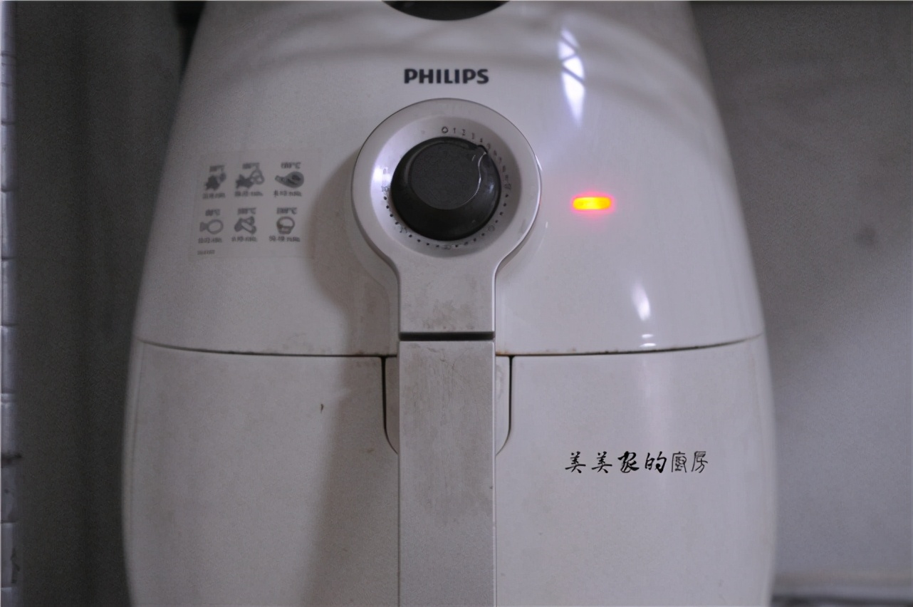 外酥裡脆的蘋果派，不加糖，不加油，低脂低熱量，饞哭隔壁孩子