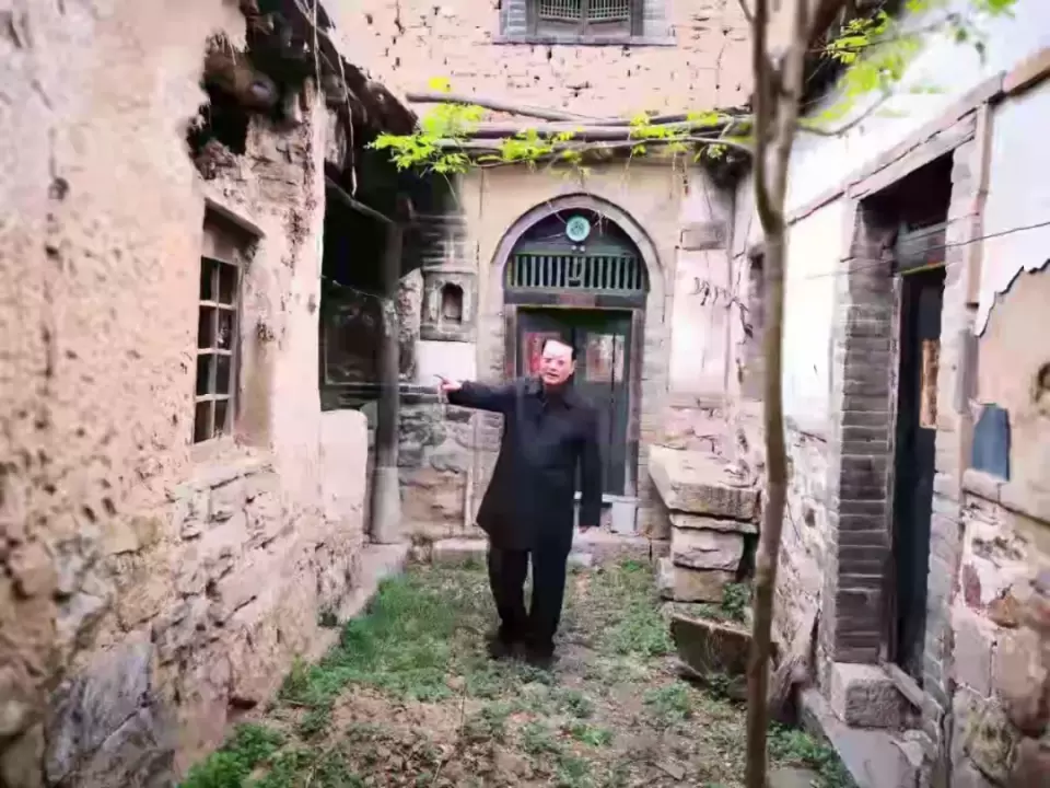 涉县籍老兵军旅书法家王成志挥毫泼墨祝贺河北省旅发大会圆满成功 涉县籍老兵军旅书法家王成志挥毫泼墨祝贺河北省旅发大会圆满成功