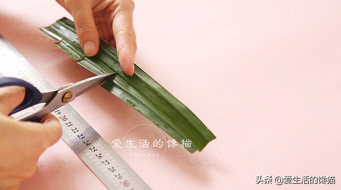 泰式西米糕，家里只要有西米就能做，很适合夏天吃，冰凉爽口