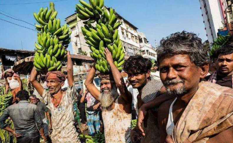 李光耀预测未来世界：欧盟面临分裂，日本走向