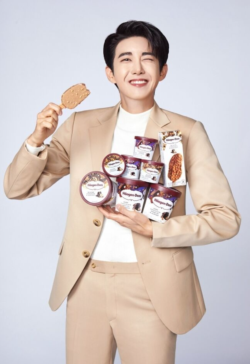 黄光熙毒舌吐槽新品,最后竟成代言人?宣传照展露资本主义笑容