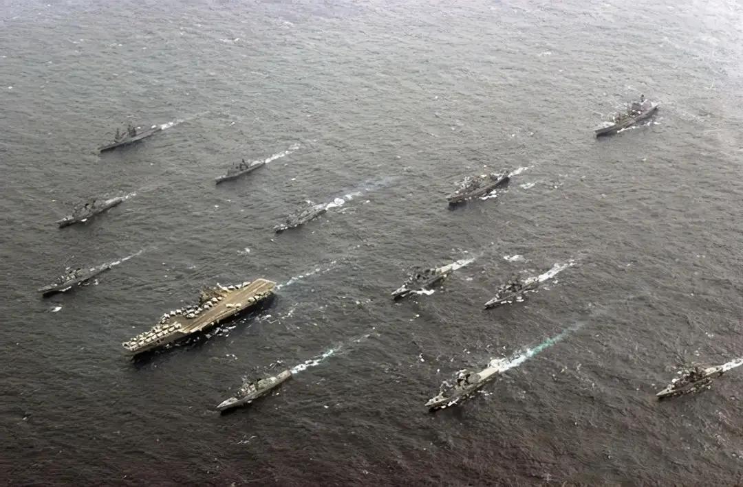 1994年中美黄海对峙，苏27撞向F14，核潜艇被困72小时