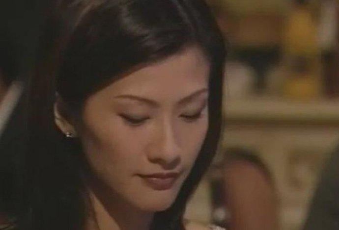 陈慧珊转行当英文老师，TVB女神老公破产，事业一波三折