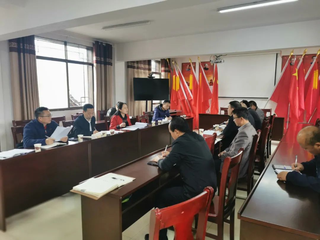 向建平深入通道金坑村调研脱贫攻坚工作