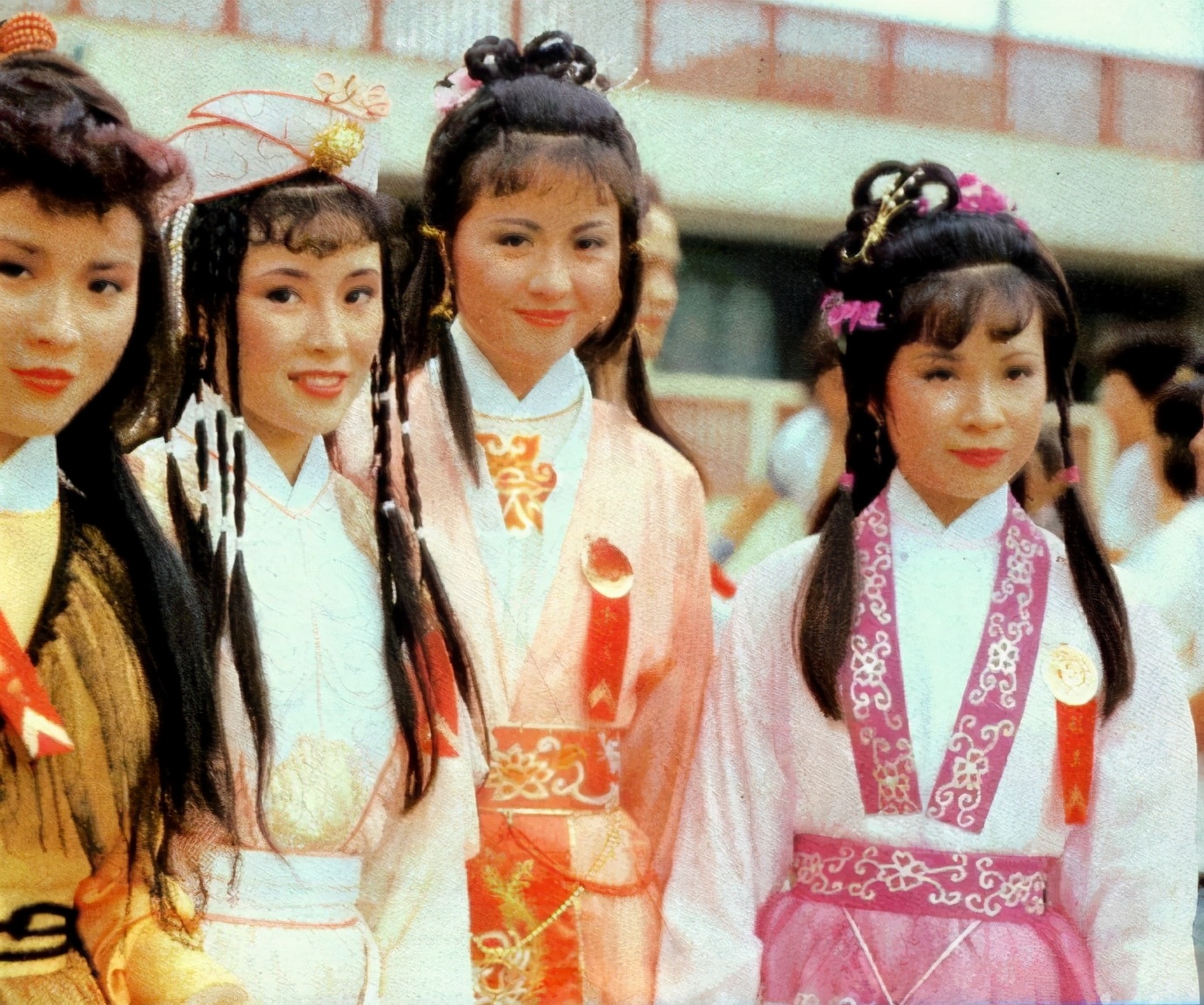 83版神雕侠侣：“杨过”戏假情真，“黄蓉”“尹