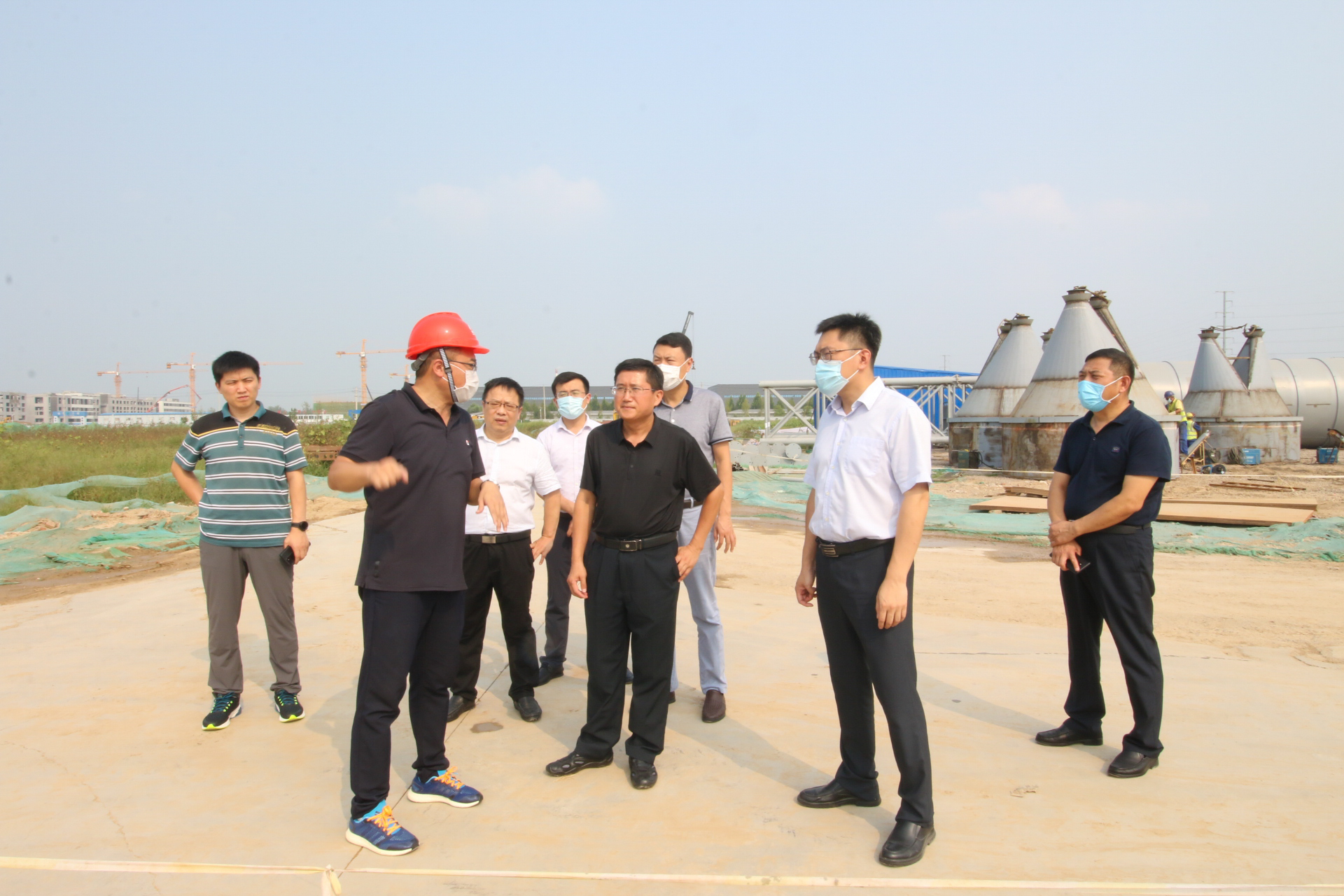 市政府研究室到济南新材料产业园区调研项目建设