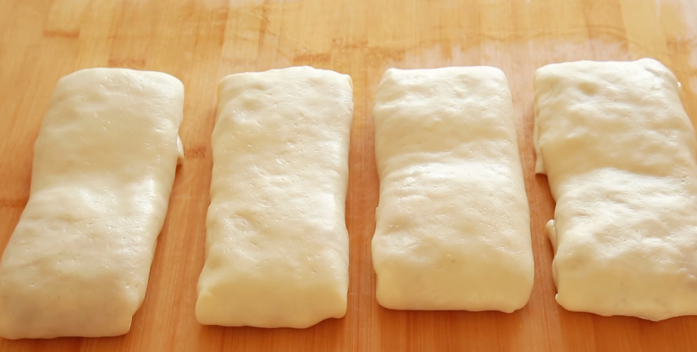 外面6元一个的鲜肉火烧，自己在家做，外焦里嫩，比买的还要好吃