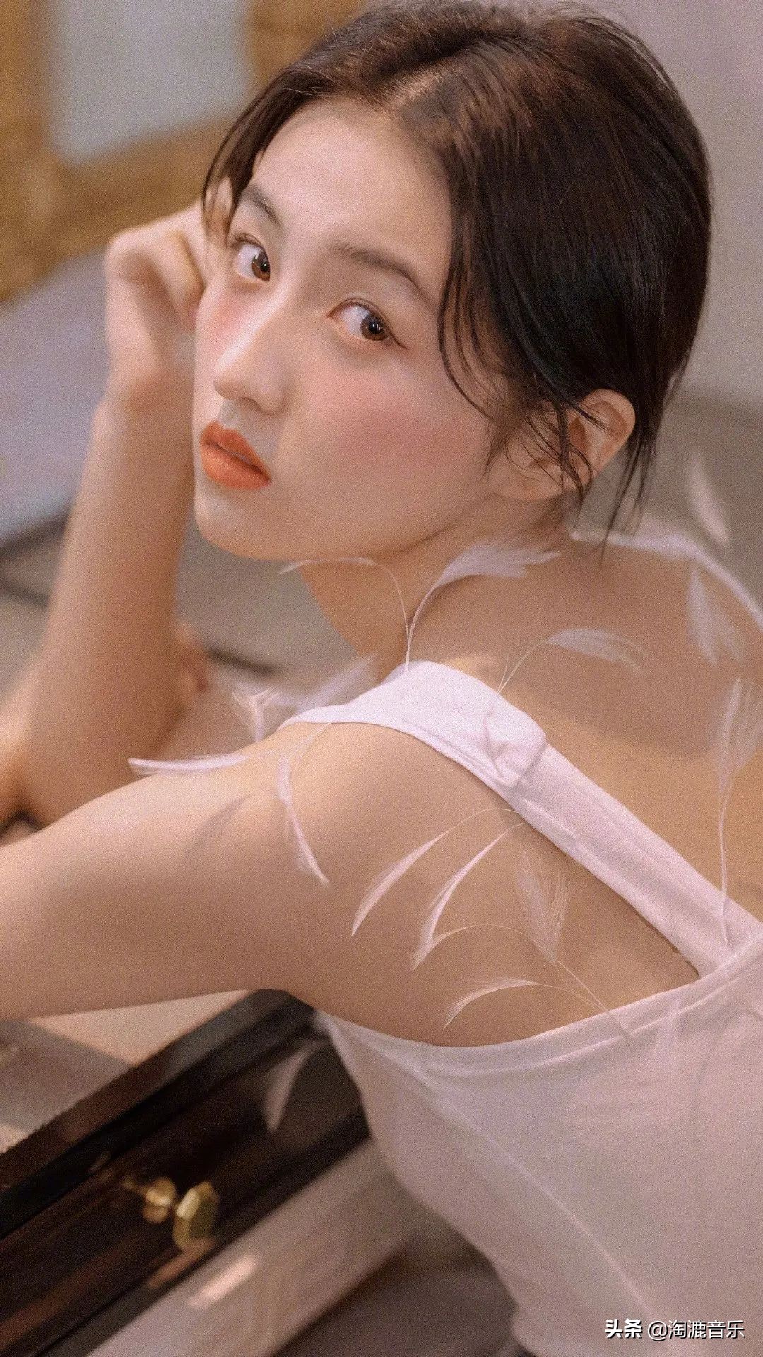 " my elder sister " show two days of booking office to defeat 300 million! Does Zhang Zifeng of 20 years old have many fierce? 