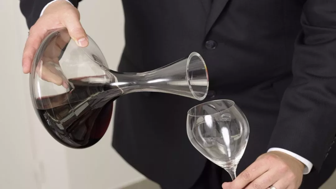 如何正确醒酒?起泡酒也要醒吗?