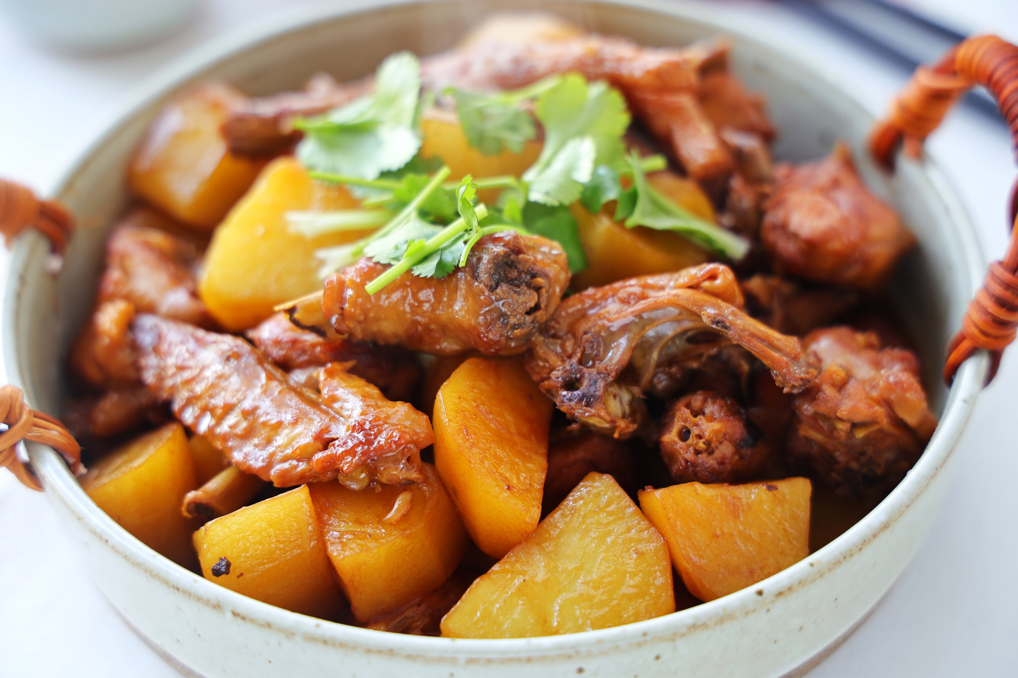 小寒快到了，比羊肉便宜，比猪肉营养，简单炖一锅，滋补又暖身