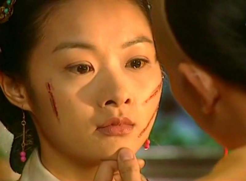 当年大红的她瞧不起赵薇，49岁还孤身一人，她是