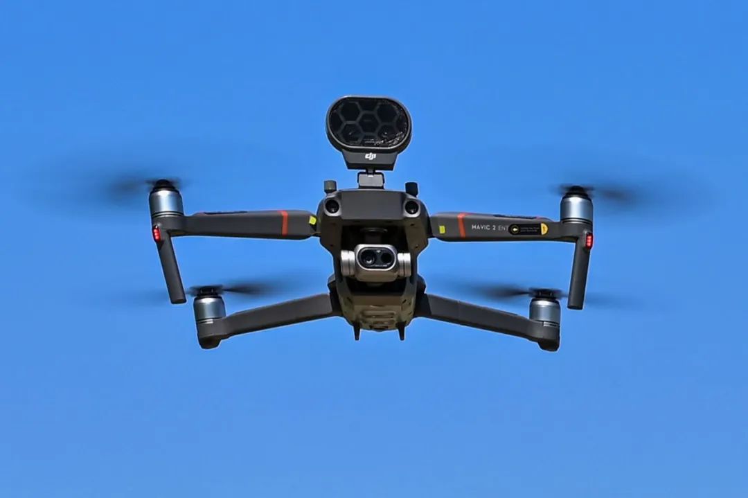 大疆向美国公共安全机构捐赠百架无人机后，却