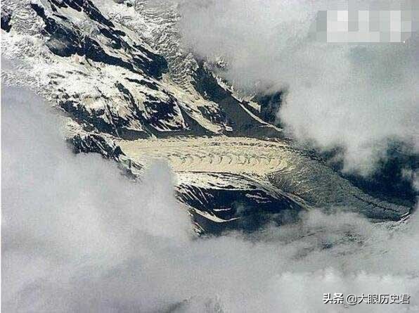 解读现代坠龙事件，真龙究竟是虚幻还是真有其事?