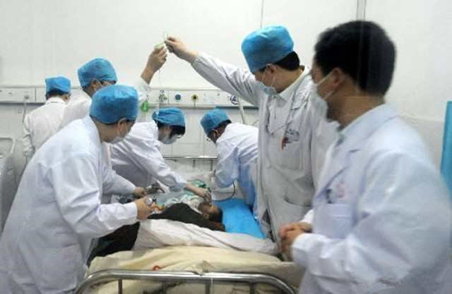 疫情刚刚被控制，援鄂护士就被裁掉，这说明了