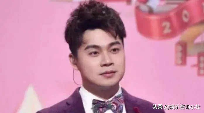 他最终还是娶了那个给他递话筒的女孩！主持人