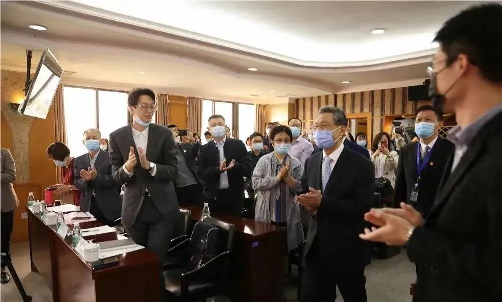 钟南山院士：细胞再生医学，是非常有前途的科学