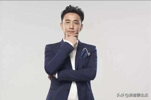 跟黄磊做电饭煲蛋糕，无需烤箱也不用打蛋器，出锅蓬松暄软又香甜