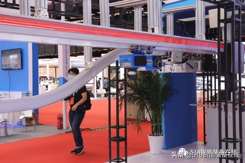 世界机器人大会回放|近20家巡检机器人企业同台竞技