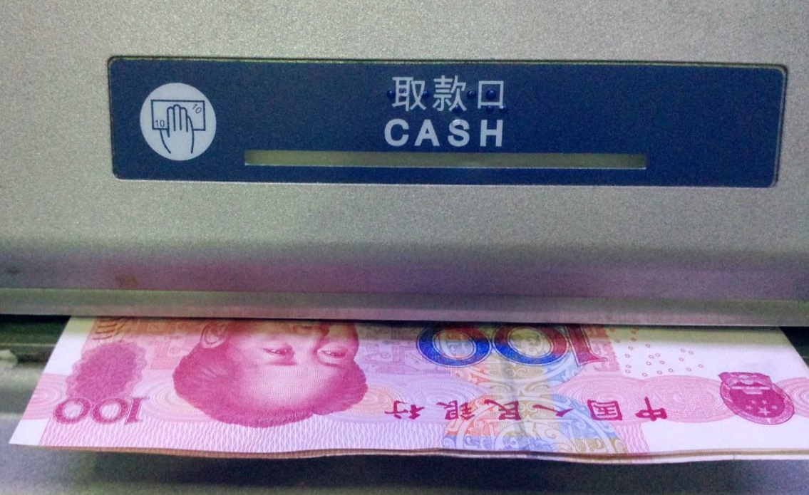 “当初不是说好离婚给我20万吗”“我后悔了，给