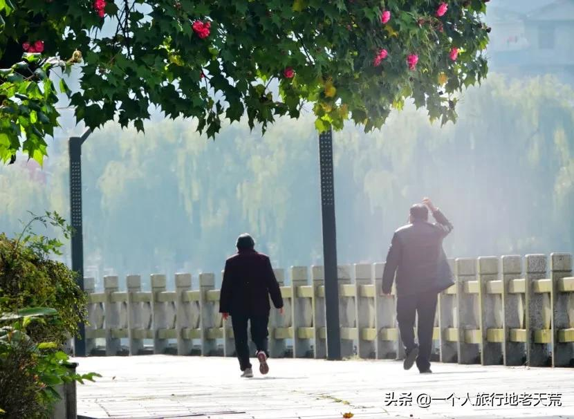 李子柒“隱居”地公開,這座比成都還安逸的城市,究竟是什麼地方