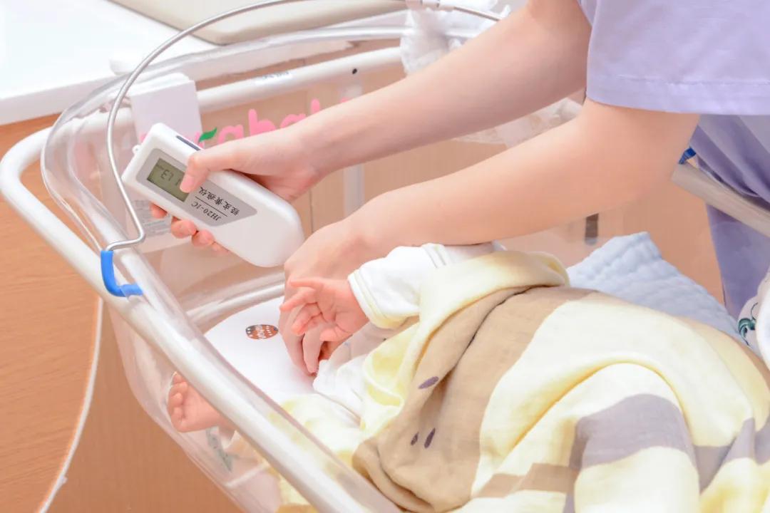 新生儿黄疸护理和治疗攻略