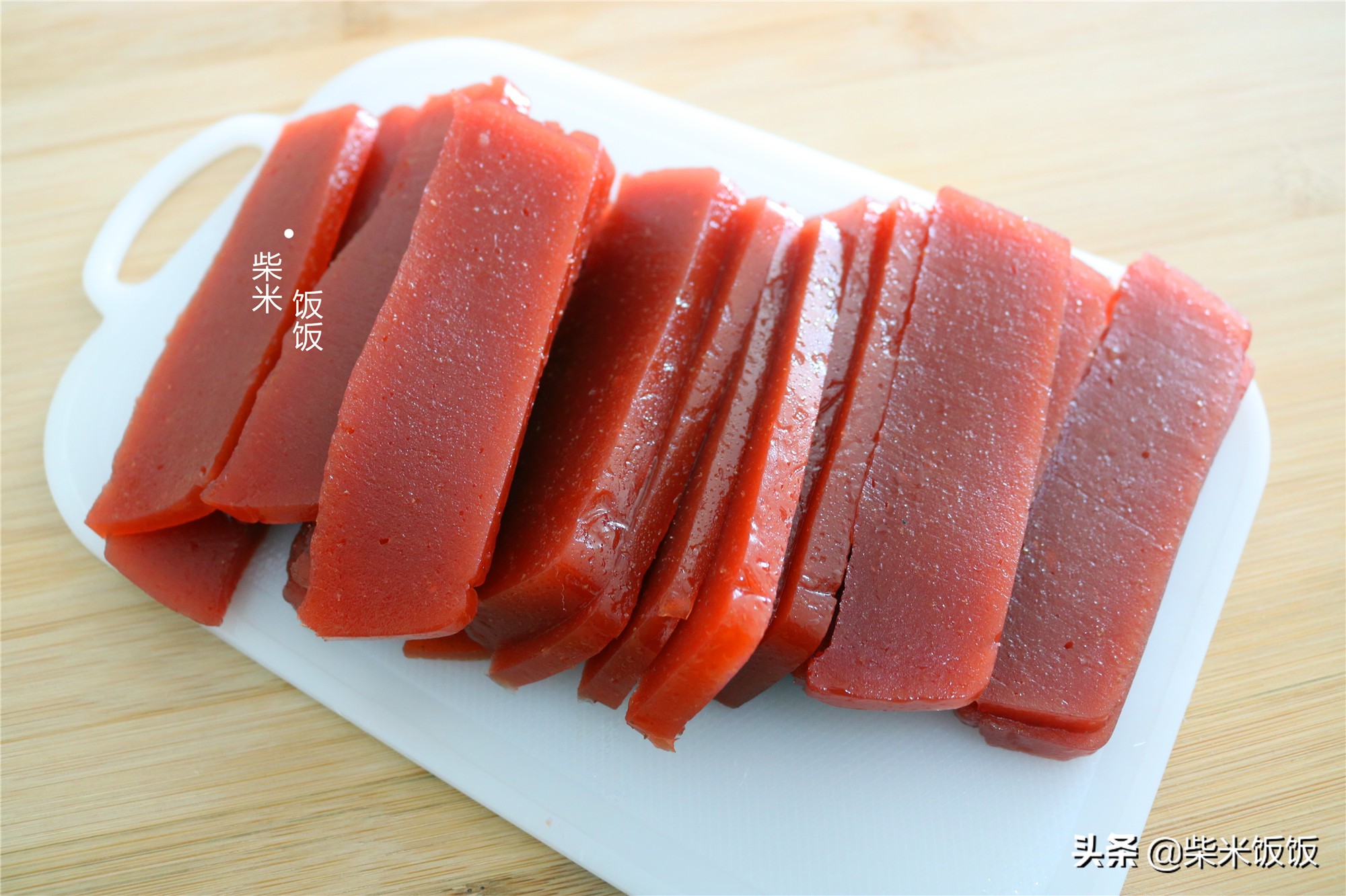 1斤山楂，半斤白糖，教你在家做山楂糕，酸酸甜甜超開胃