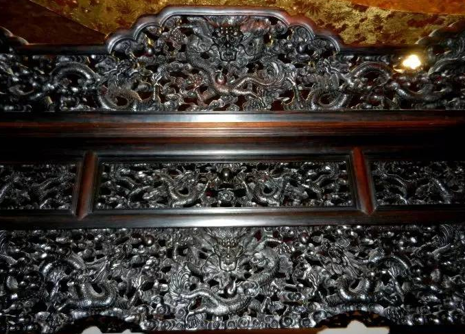 福建发现3吨重的“龙床”，专家劝上交，藏友：