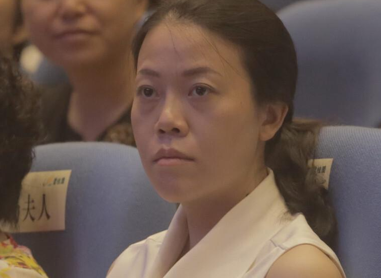 中国女首富诞生：身价2150亿连续4年蝉联，相当于