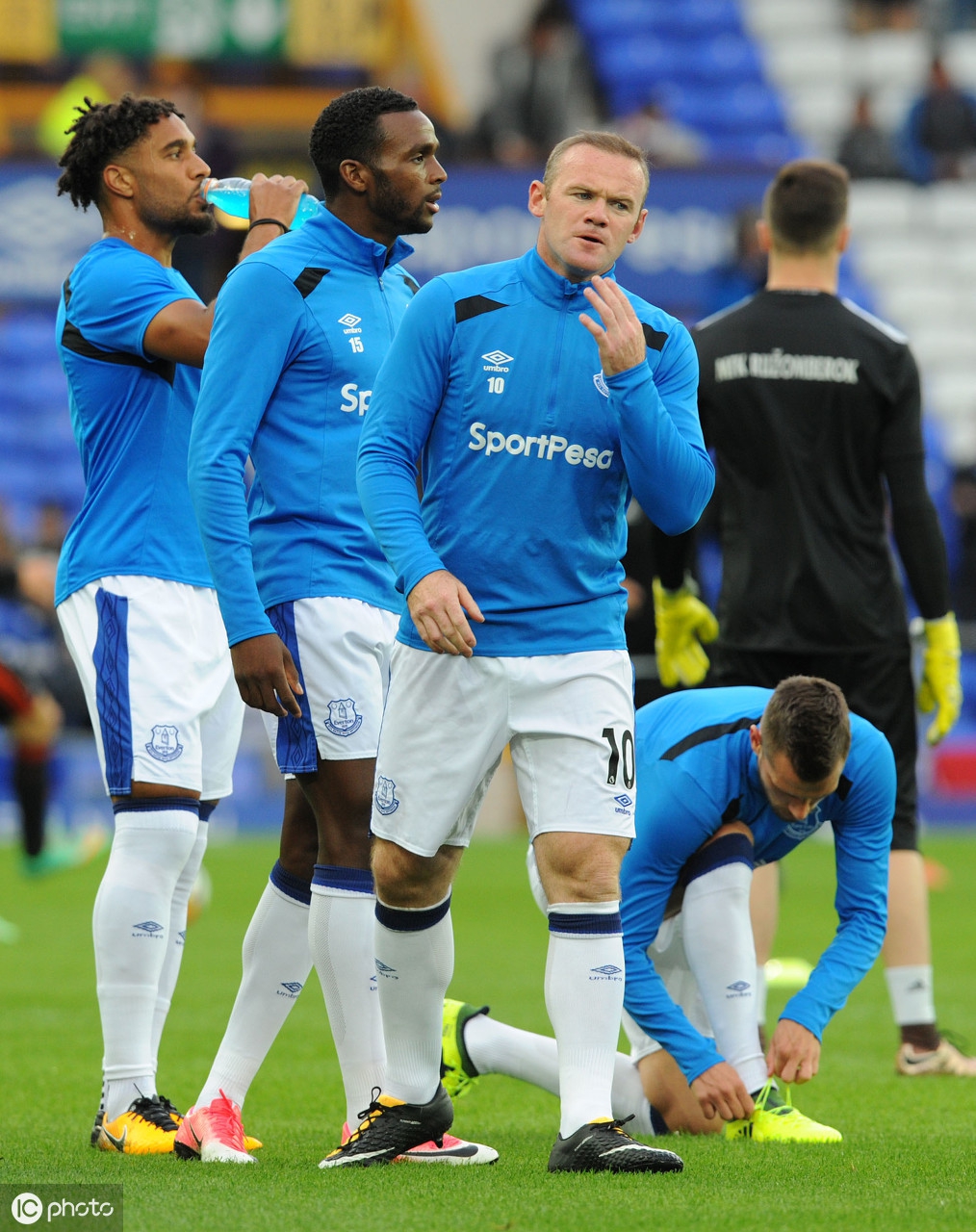 英超鲁尼英文怎么写(韦恩·鲁尼（Wayne Rooney）)