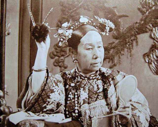 镜子为啥能照妖？风靡日本的魔镜是何物？关于