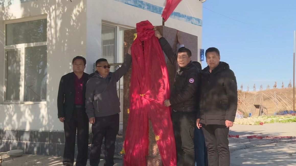 国药江苏生物医药公司在阿旗签约 全方位发展牛产业