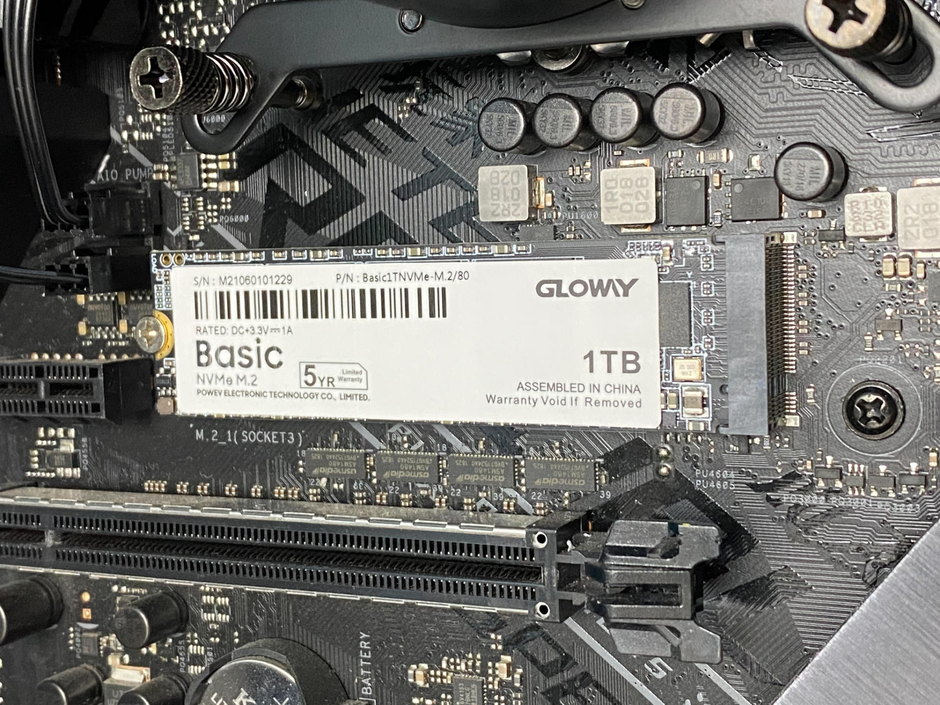 性价比硬盘可靠吗？实测国产大卖款BASIC NVMe SSD硬盘