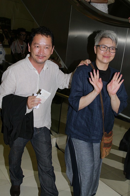 廖啟智遺孀守護丈夫細節：冷靜決定治療方案每天陪護為夫換紙尿褲