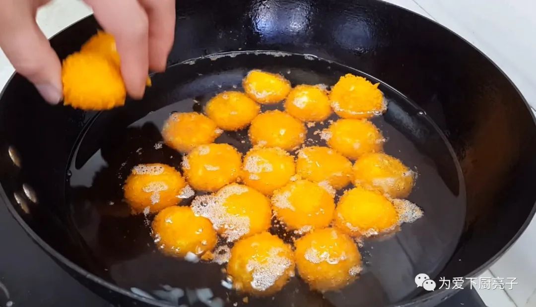 丸子怎么做才好吃吗，教你一招，好吃营养易消化，孩子爱吃不挑食