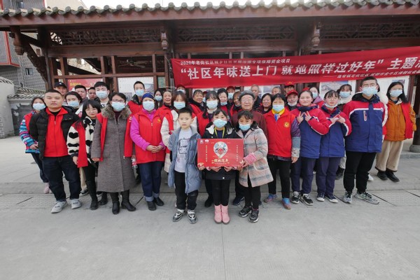 “在社区·爱成都·过大年”系列活动在洛带镇开启