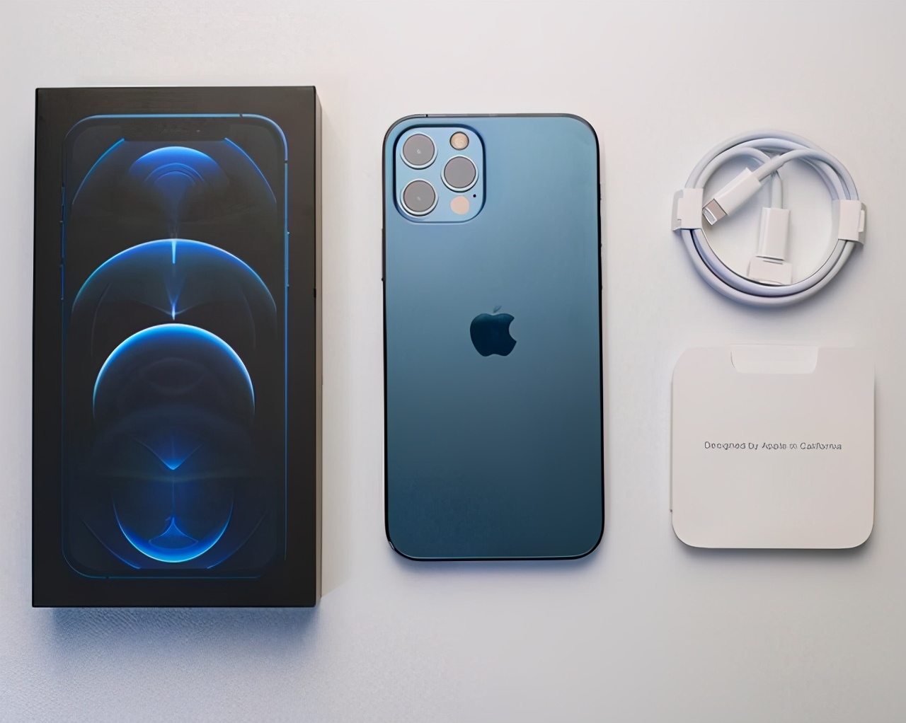 苹果iPhone 13参数曝光，大电池+后置三摄，价格也确定了