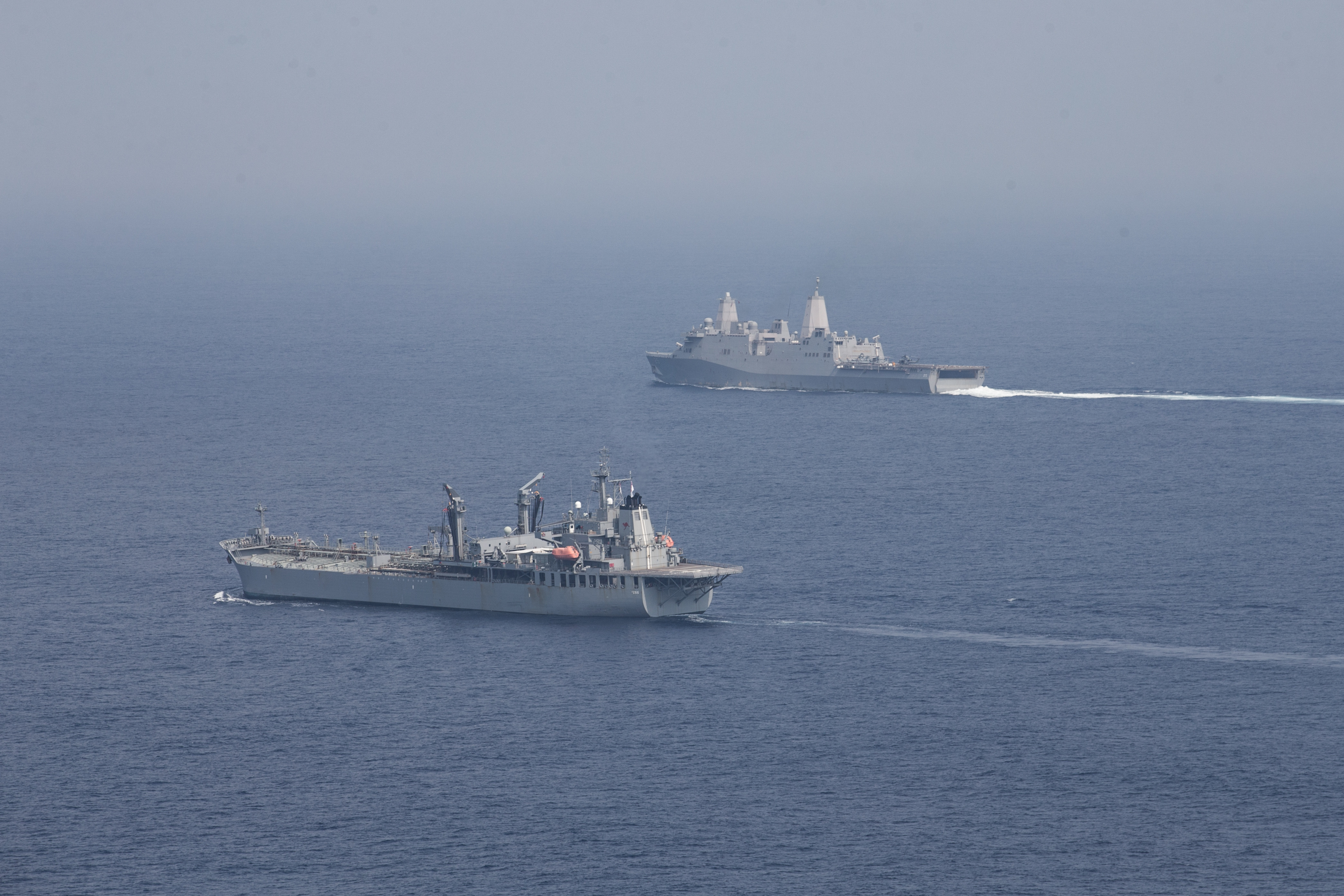 意圖何在 法國準航母即將過航南海 並與日本軍演 艦艏行處是長城 Mdeditor