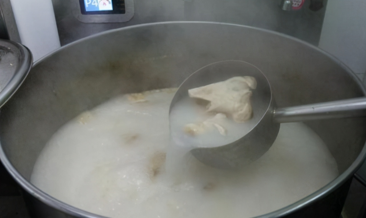 图片[3]-在家熬高汤 只需2种食材 汤浓味鲜 炒菜煮面都香 放3个月不坏-起舞食谱网