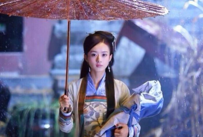 女星抱孩子谁最有爱？刘诗诗戏里戏外分不清，