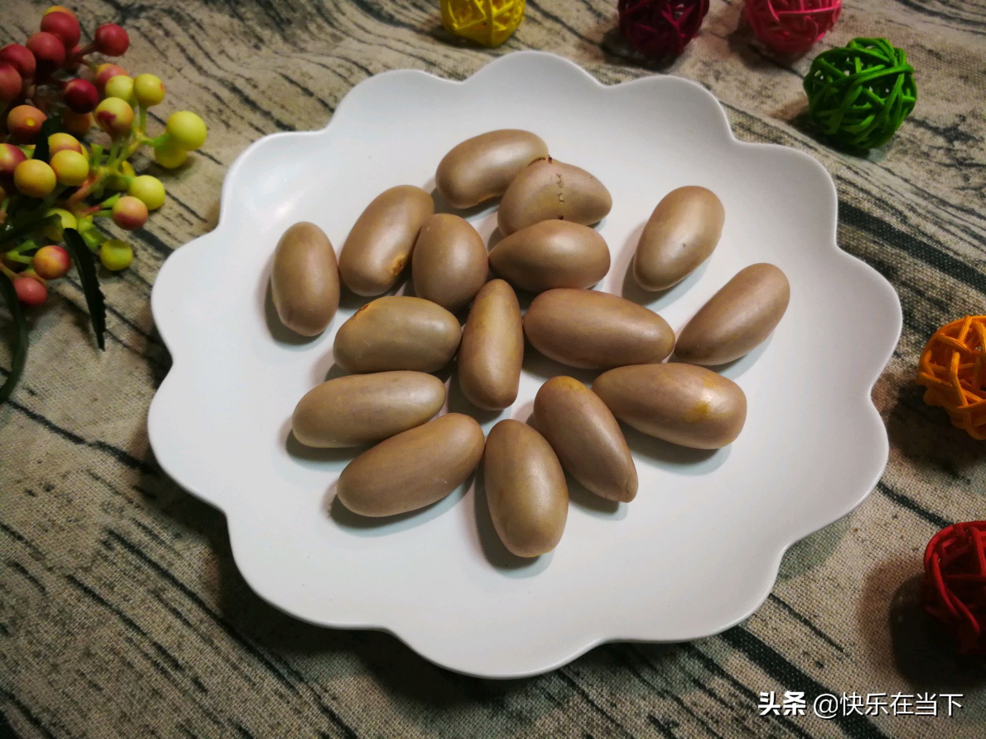 水果皇后不仅果肉鲜美，被大家抛弃的核比肉营养价值还高