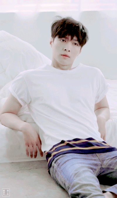 Zhang Yi promotes birthday to send long article cherish to be thankful, oneself open a firm, the boss evaluates him to will become China the first