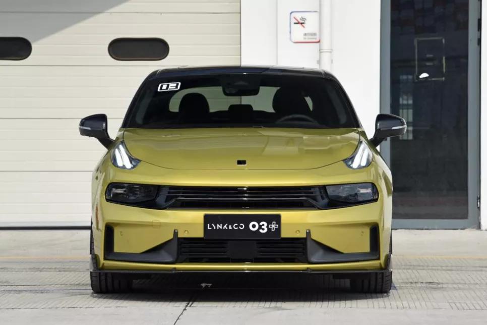 从赛场到街道，领克03从不怠慢