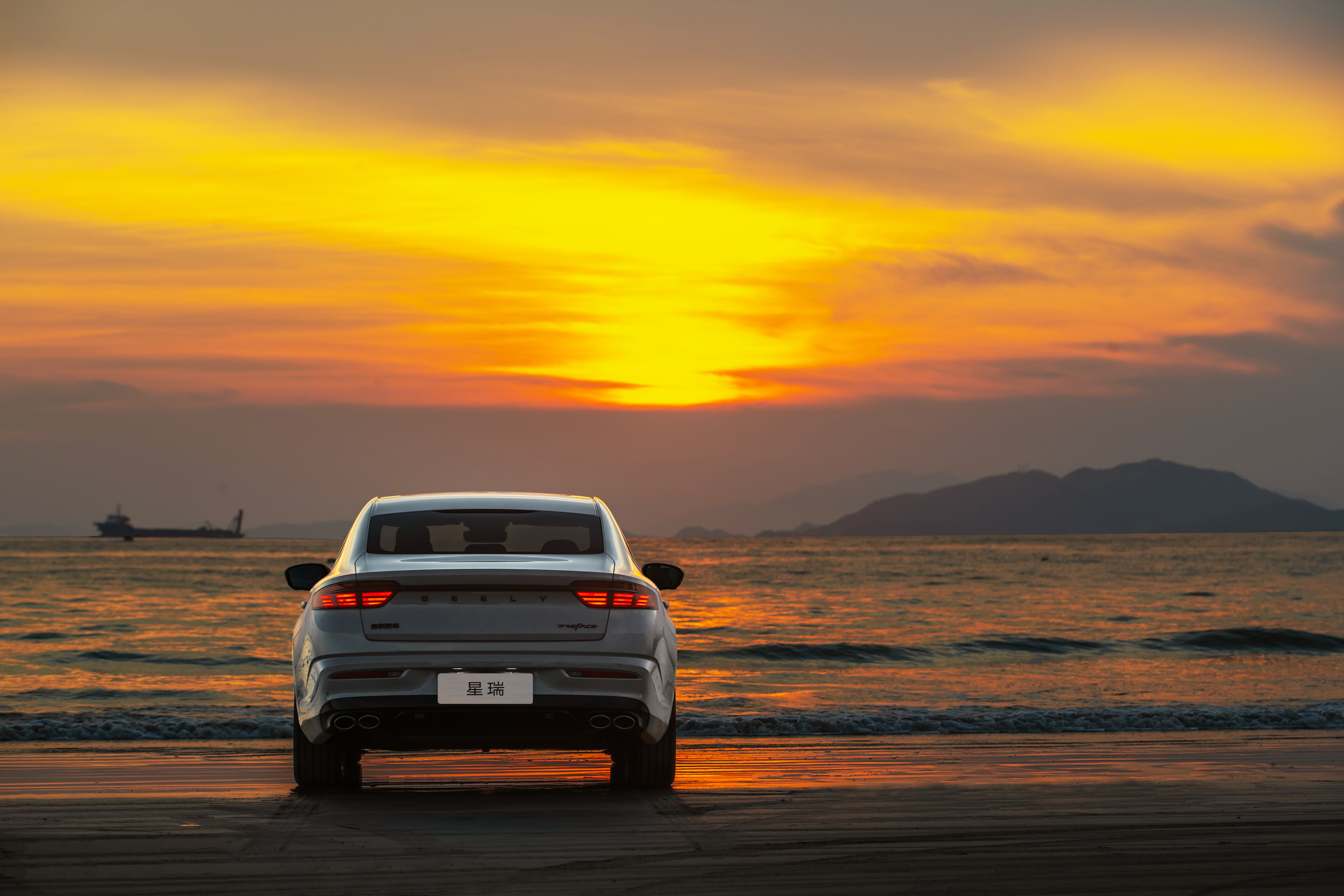 吉利星瑞来势汹汹,创"中国星"式品质车生活