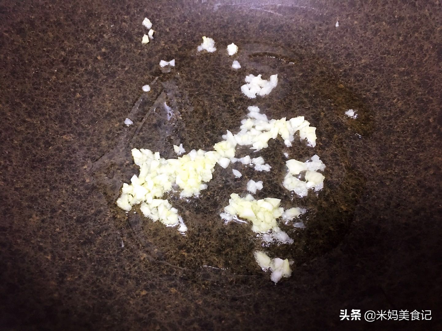 图片[9]-酿南瓜花做法步骤图 蒸一蒸特别鲜美！-起舞食谱网