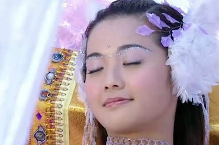 想当白马王子吗？古装剧里的睡美人，若能吻醒