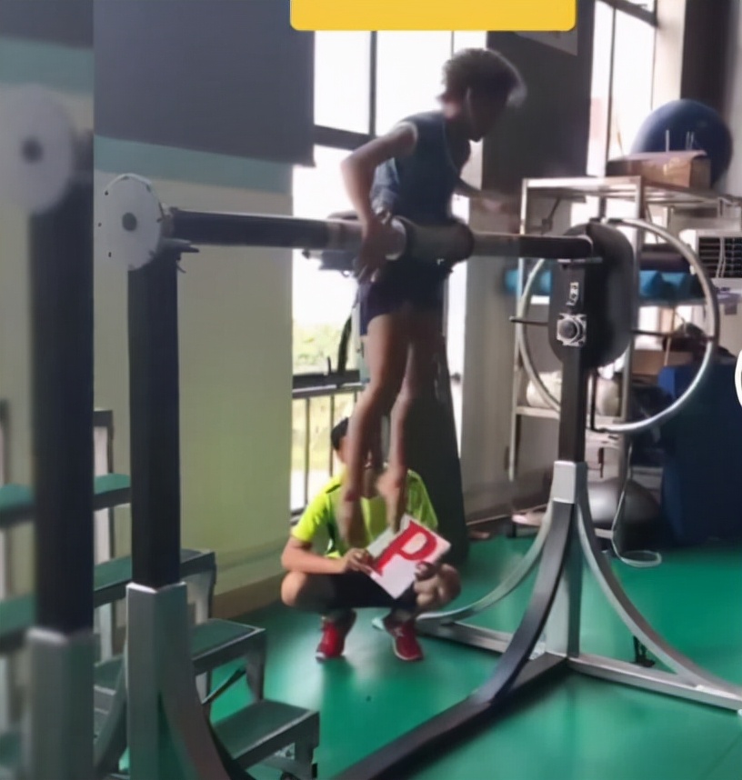 全红婵有多努力？陈艺文团建她在训练，师姐恩师透露她训练特刻苦