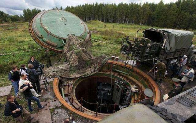 要到地下几米才能躲过核武器的攻击？要等多久